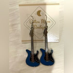 Guitar earrings